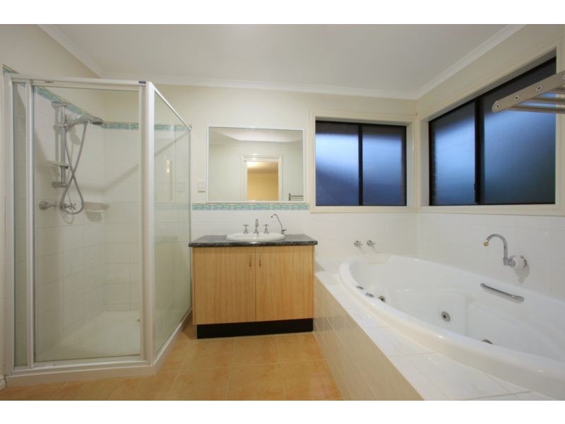 84 Oaktree Rise, Lysterfield VIC 3156