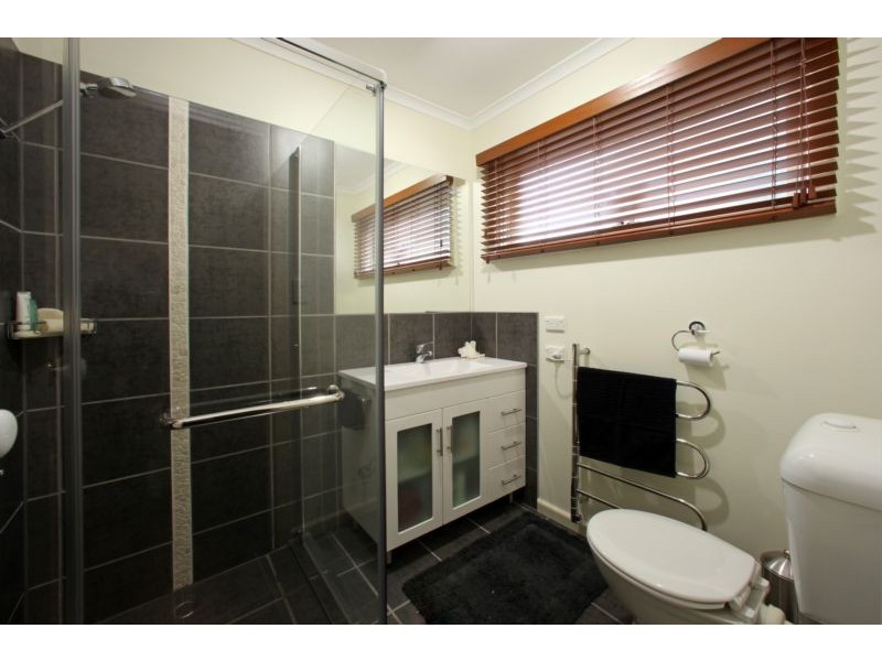 75 Adele Avenue, Ferntree Gully VIC 3156