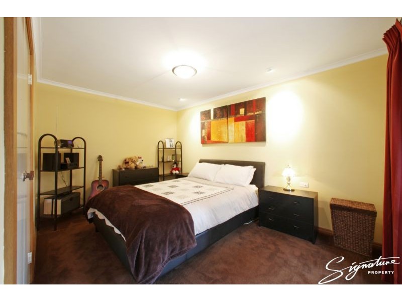 8 Hakea Place, Rowville VIC 3178