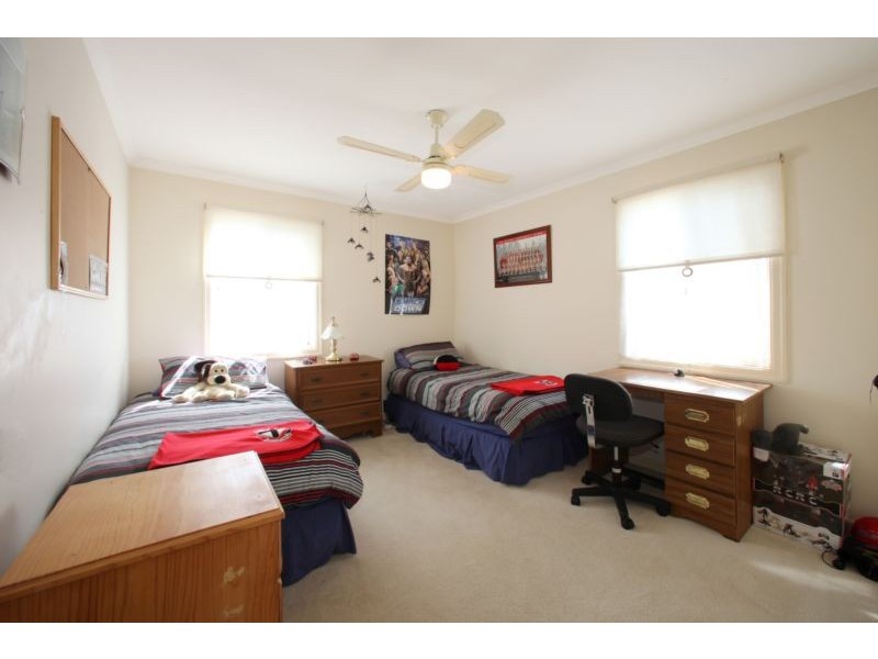 2/25 Bales Street, Ferntree Gully VIC 3156