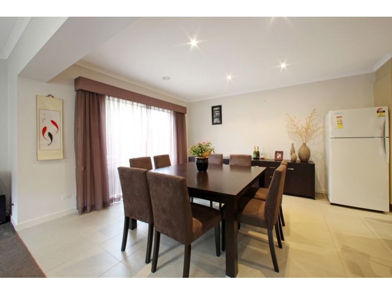 35 Sovereign Manors Crescent, Rowville VIC 3178