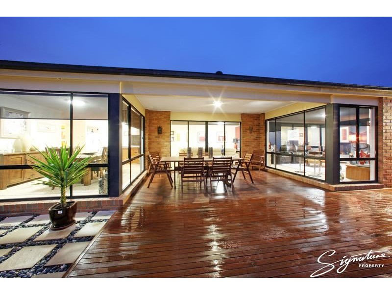 3 Hillside Court, Lysterfield South VIC 3156