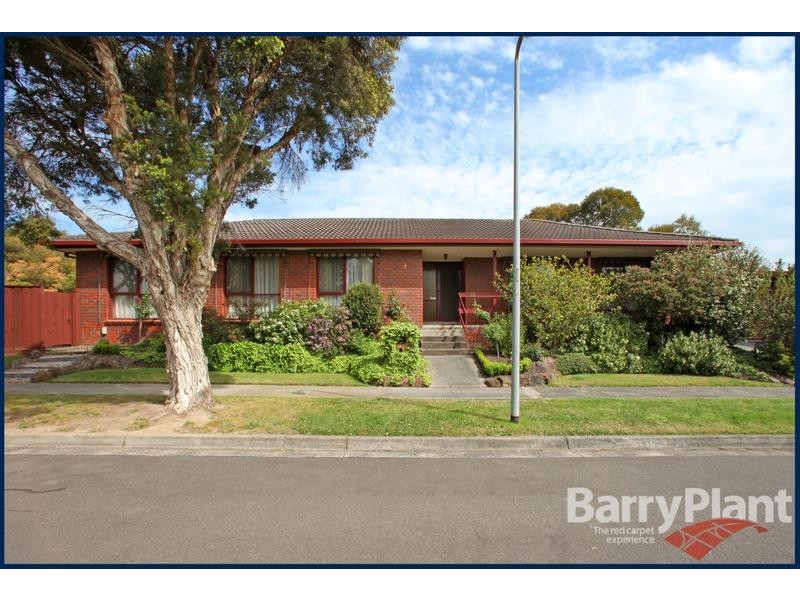 22 Loxton Avenue, Wantirna South VIC 3152