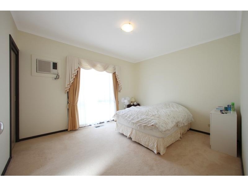 55 Airedale Way, Rowville VIC 3178