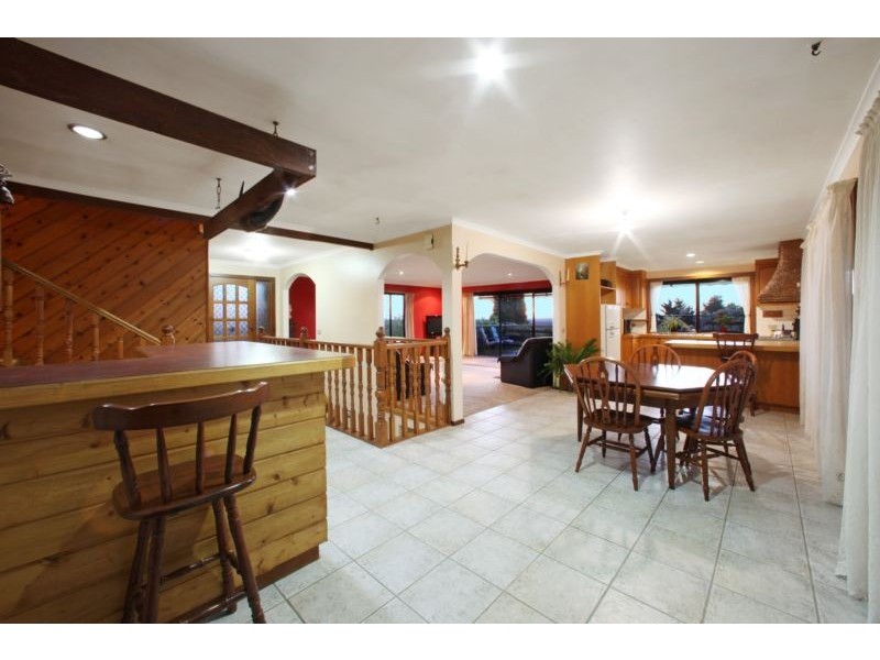 4 Nunana Court, Ferntree Gully VIC 3156