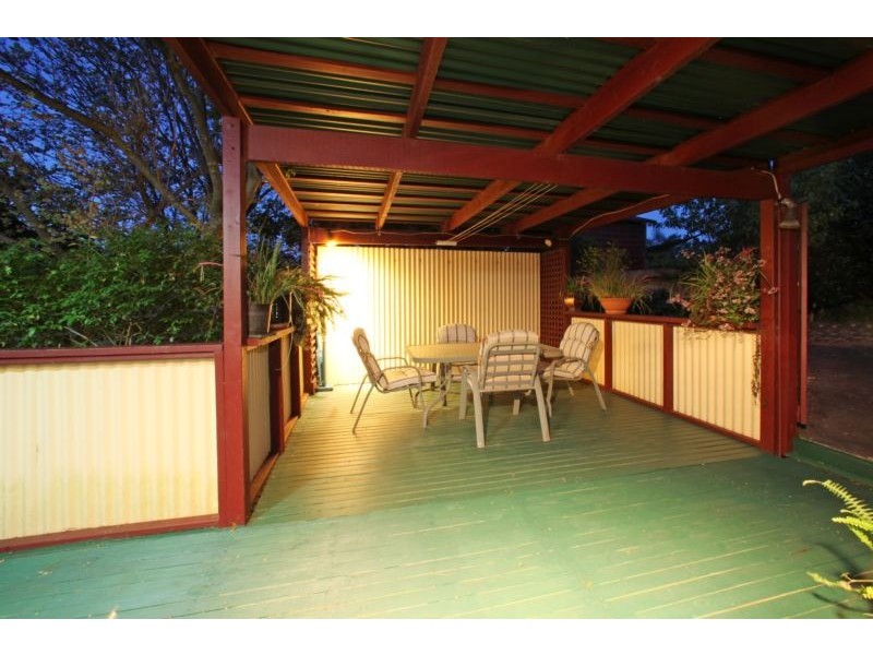 4 Nunana Court, Ferntree Gully VIC 3156