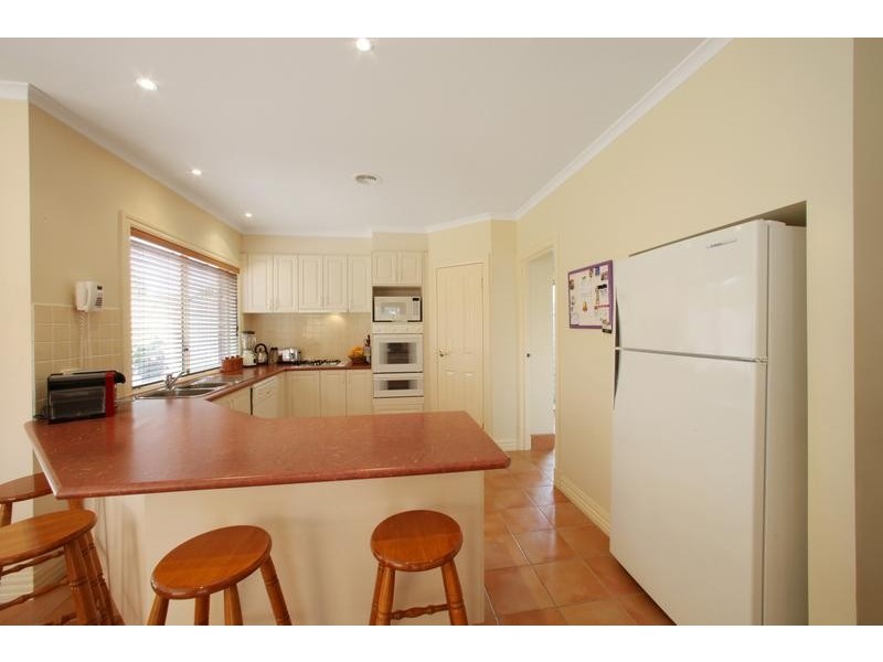 18 Lexington Close, Rowville VIC 3178