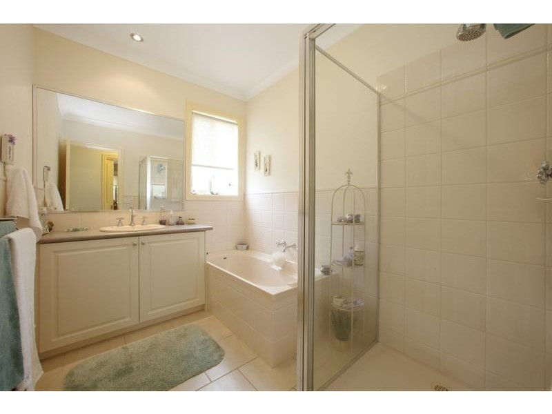 1/6 Kalimna Court, Rowville VIC 3178