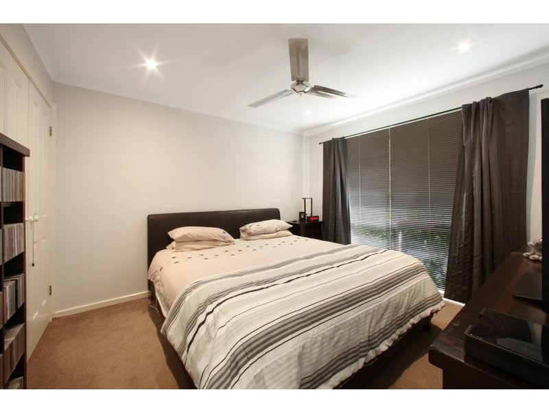 1/16 Mantung Crescent, Rowville VIC 3178