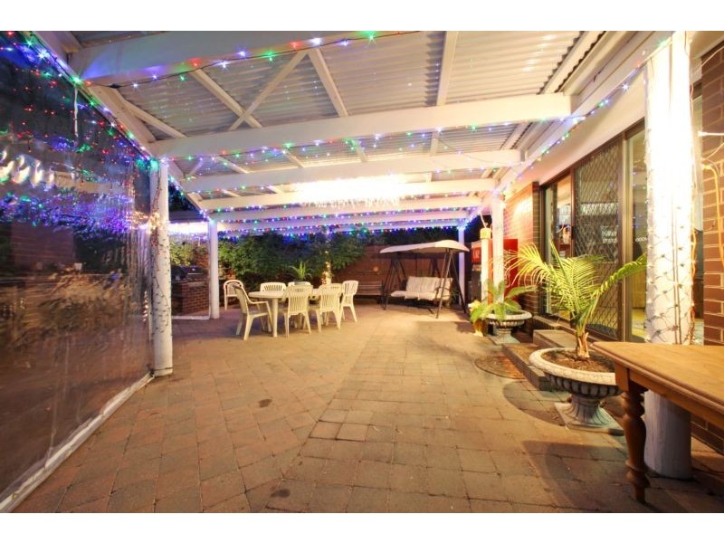 64 King Parade, Knoxfield VIC 3180