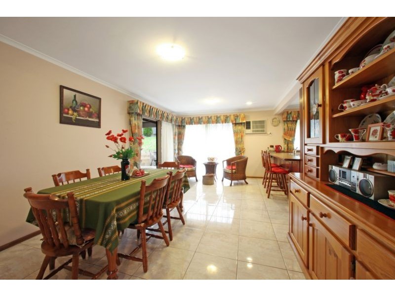 4 Rigby Mews, Rowville VIC 3178