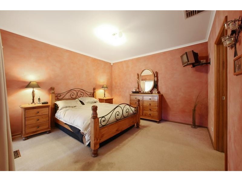 3 Waterloo Place, Rowville VIC 3178