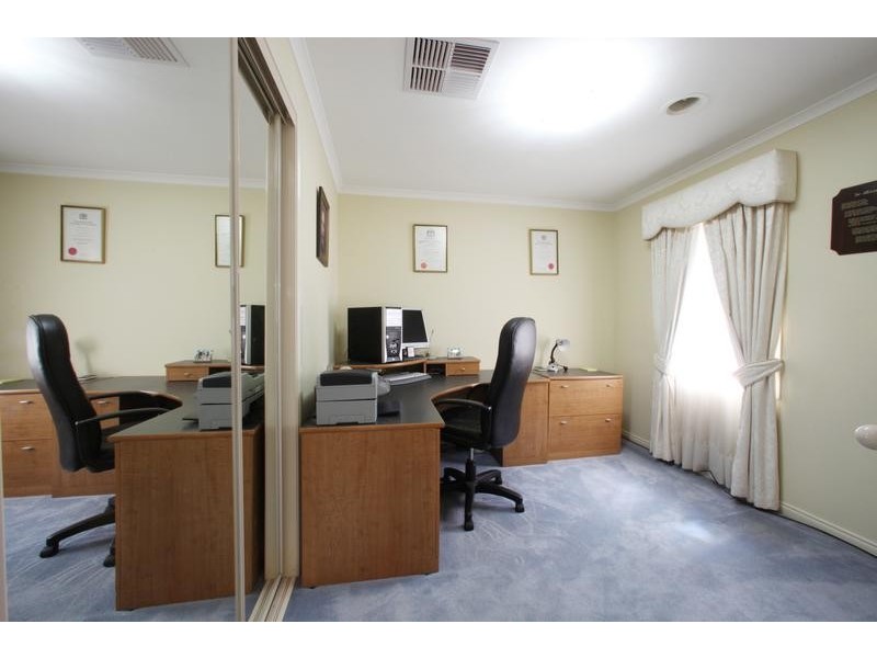 5 Don Eva Court, Rowville VIC 3178