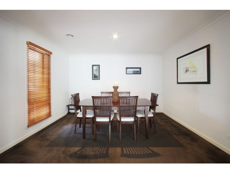 59 Sovereign Manors Crescent, Rowville VIC 3178