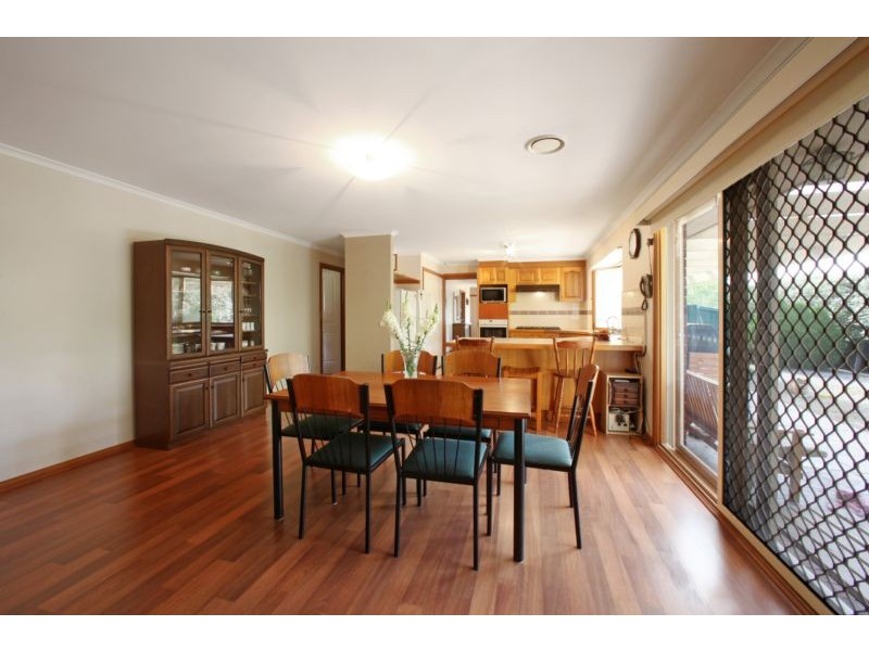 1 Dandelion Drive, Rowville VIC 3178