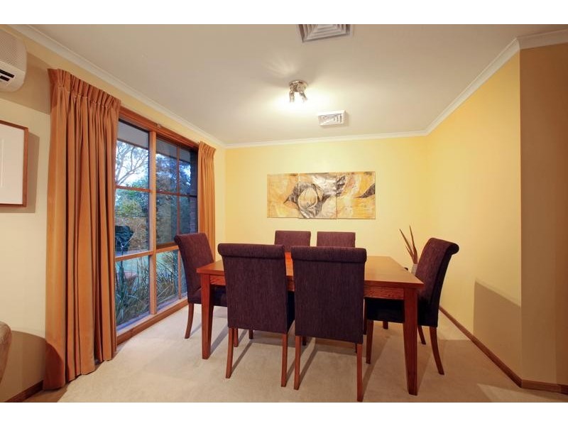 10 Trevena Close, Rowville VIC 3178