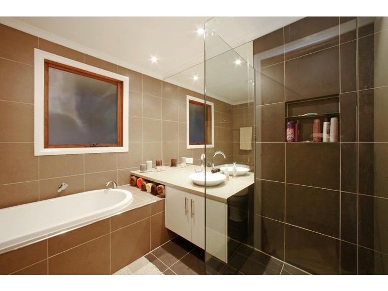 10 Trevena Close, Rowville VIC 3178