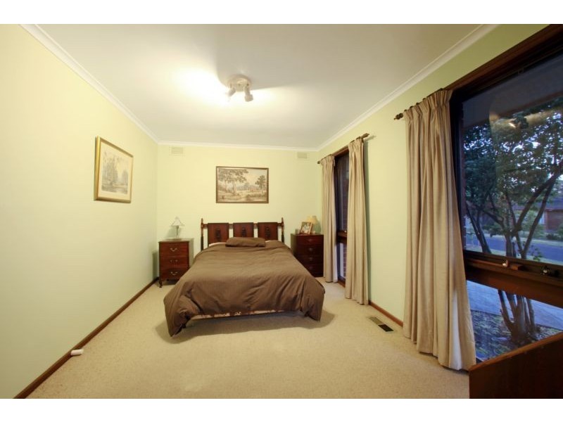 1 Dewar Court, Ferntree Gully VIC 3156