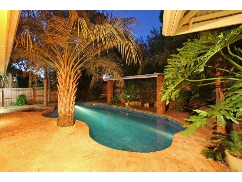 1 Dewar Court, Ferntree Gully VIC 3156