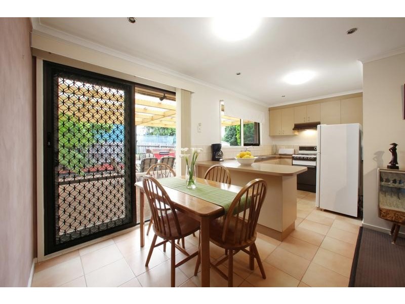 147 Dandelion Drive, Rowville VIC 3178
