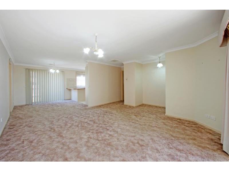 1/2 Karoo Road, Rowville VIC 3178