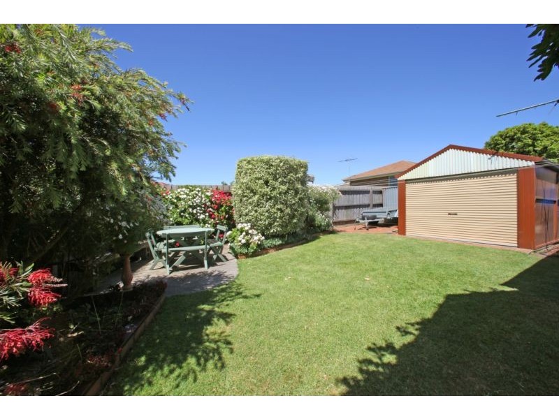 67 Mantung Crescent, Rowville VIC 3178