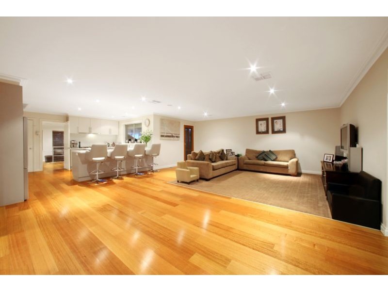 5 Holme Road, Ferntree Gully VIC 3156