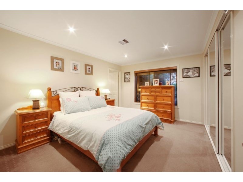 5 Holme Road, Ferntree Gully VIC 3156