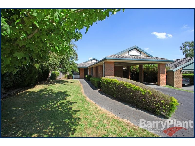 4 Morton Place, Rowville VIC 3178