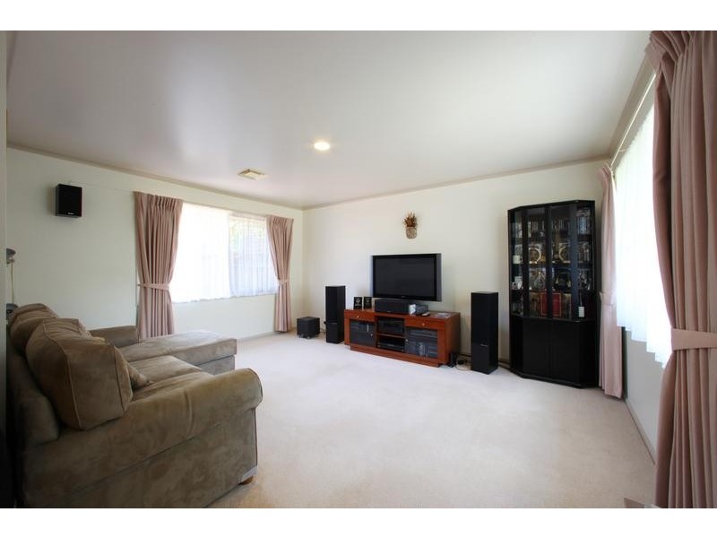 4 Morton Place, Rowville VIC 3178
