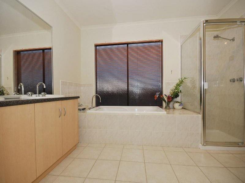 56 Gearon Avenue, Rowville VIC 3178