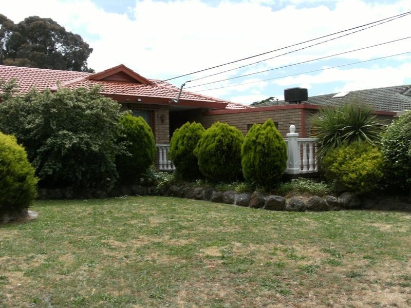 7 Radleigh Drive, Wheelers Hill VIC 3150