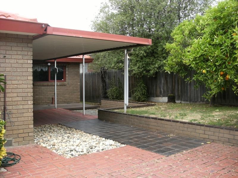 7 Radleigh Drive, Wheelers Hill VIC 3150