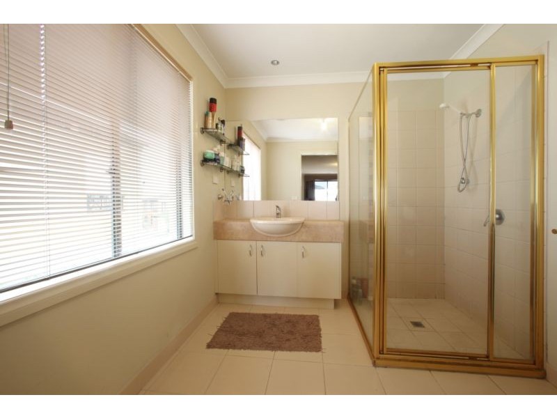 30 Langhorne Crescent, Rowville VIC 3178