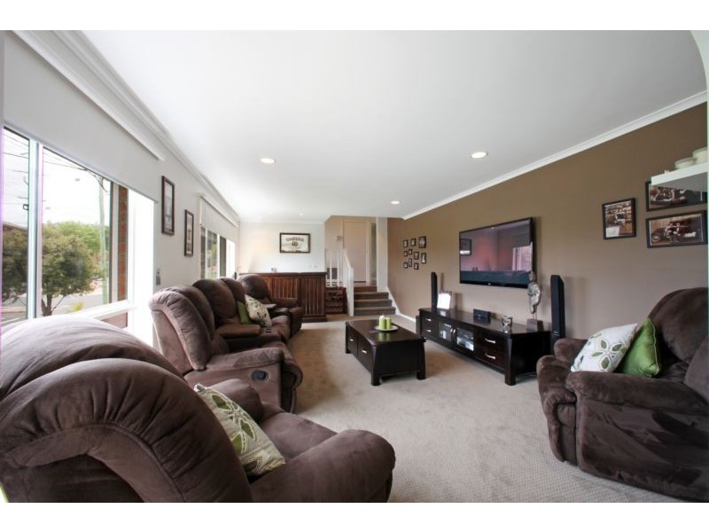 49 Ormonde Road, Ferntree Gully VIC 3156