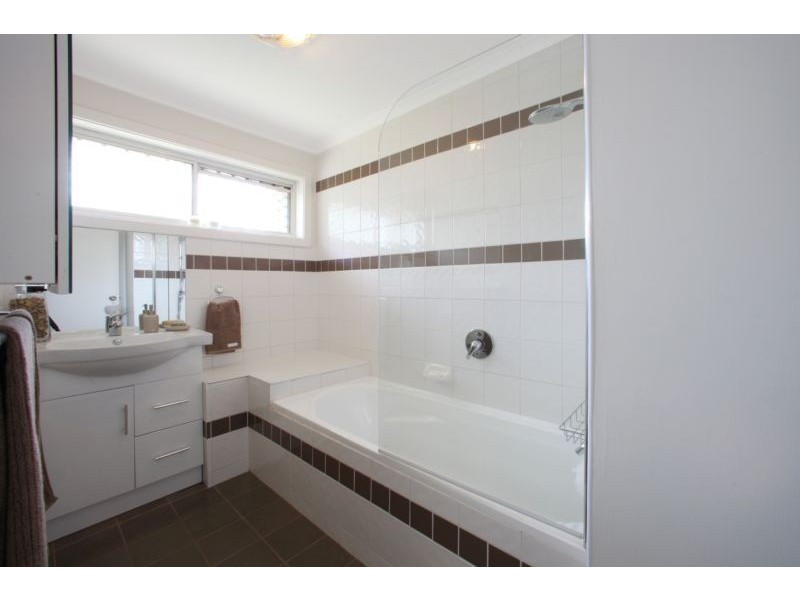 49 Ormonde Road, Ferntree Gully VIC 3156