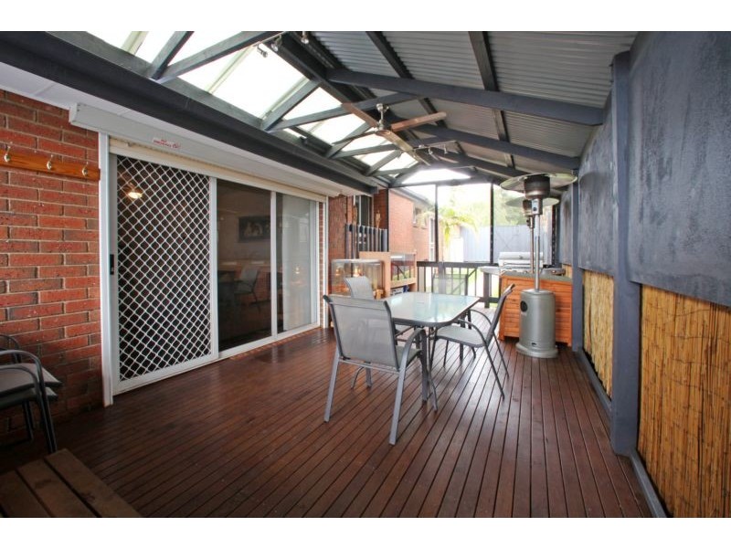 49 Ormonde Road, Ferntree Gully VIC 3156