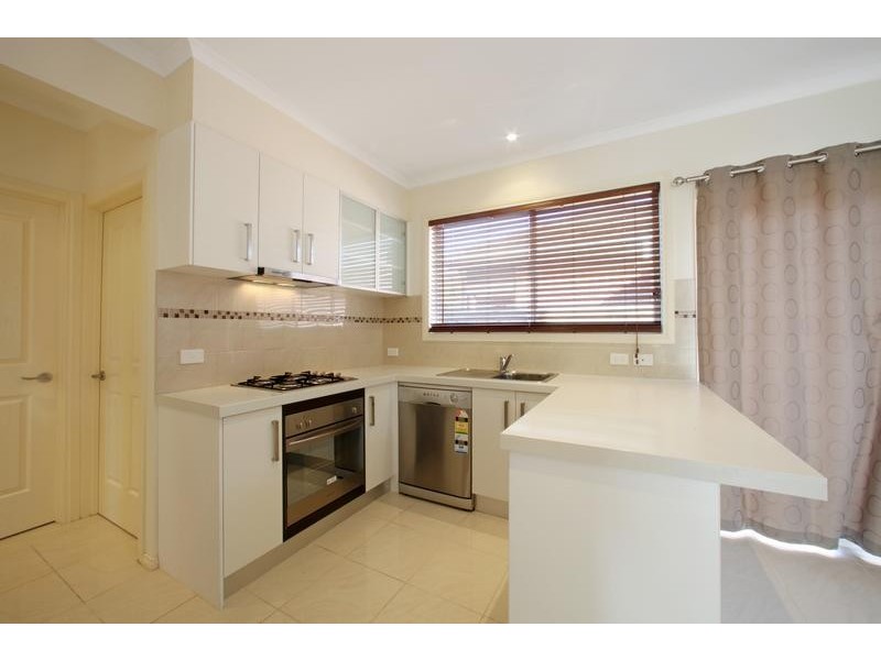1/57 Harley St, Knoxfield VIC 3180