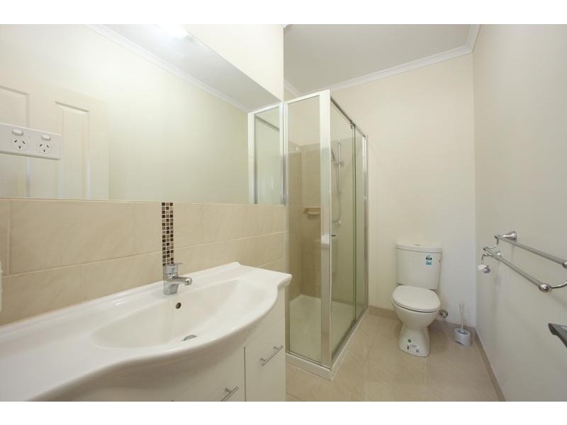 1/57 Harley St, Knoxfield VIC 3180