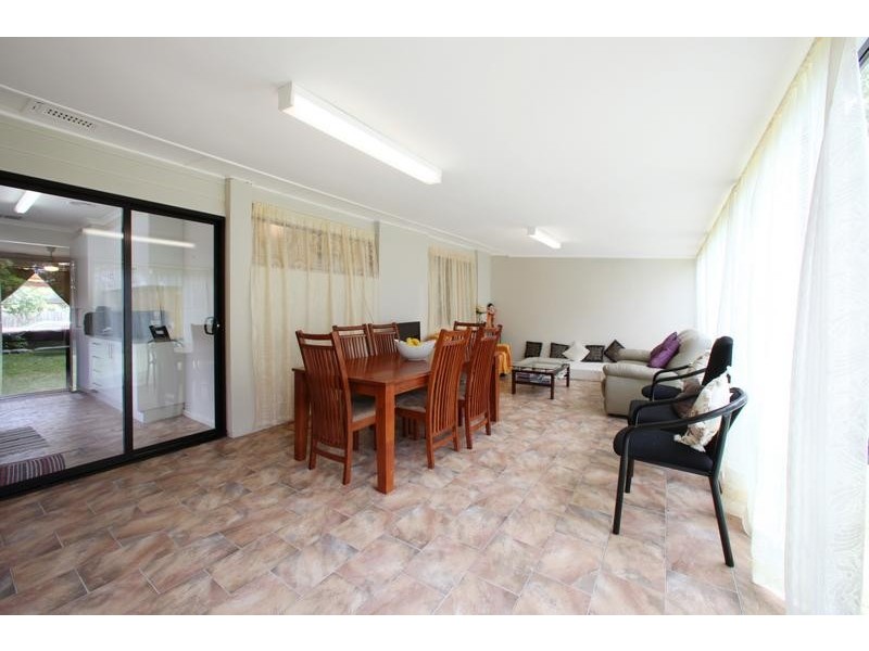 2/21 McDonald Crescent, Boronia VIC 3155