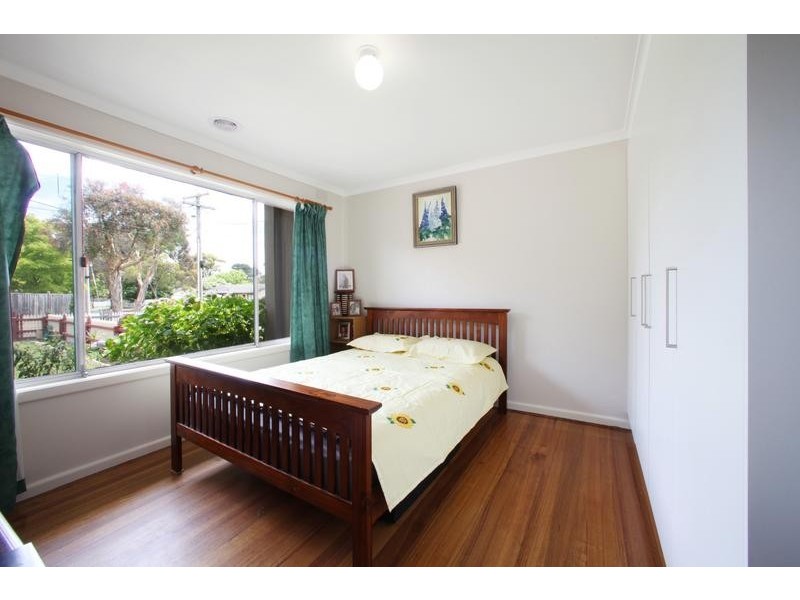 2/21 McDonald Crescent, Boronia VIC 3155