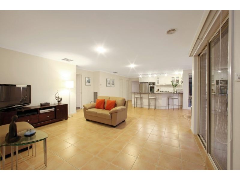 25 Ellendale Street, Rowville VIC 3178