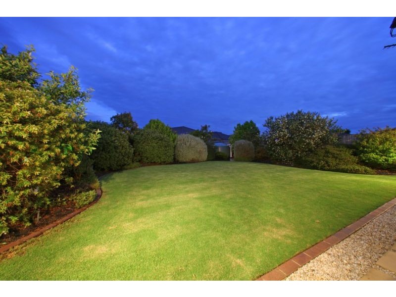 25 Ellendale Street, Rowville VIC 3178