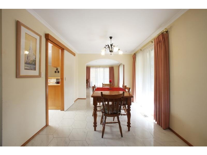 22 Woodside Drive, Rowville VIC 3178