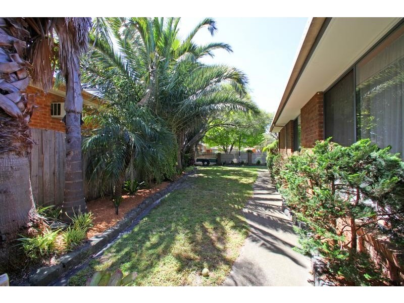 22 Woodside Drive, Rowville VIC 3178