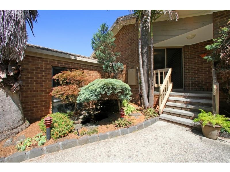 22 Woodside Drive, Rowville VIC 3178