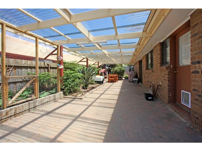 2 Humphreys Way, Rowville VIC 3178