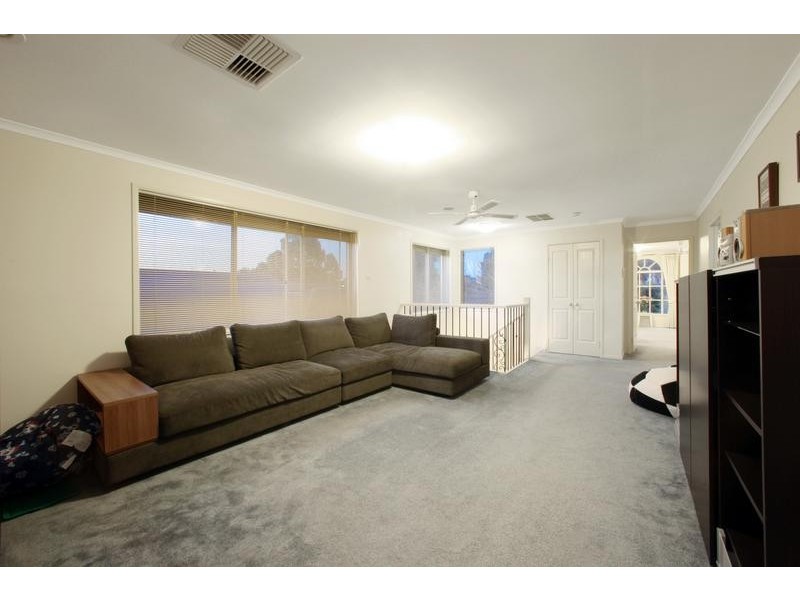 216 Karoo Road, Rowville VIC 3178