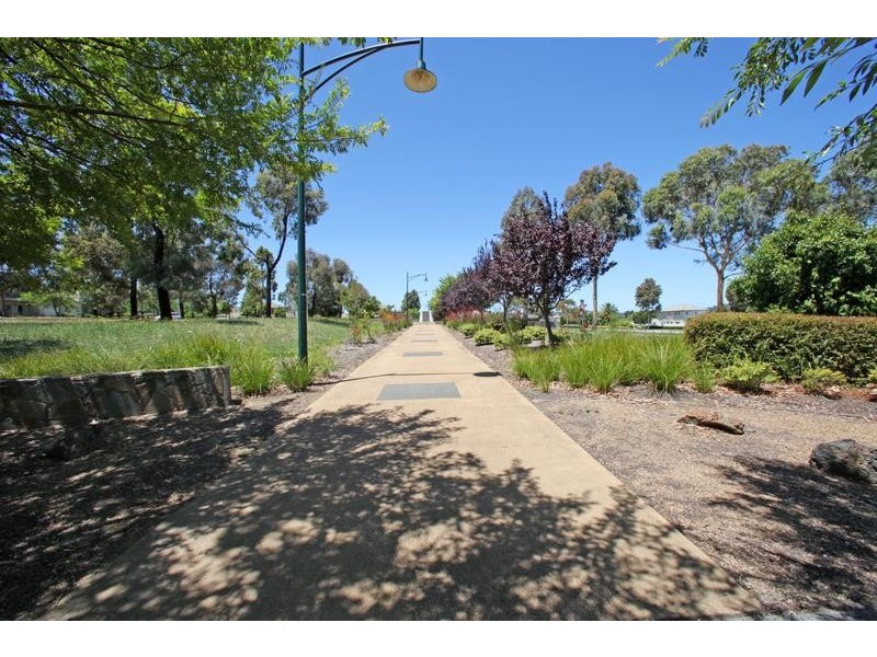 216 Karoo Road, Rowville VIC 3178