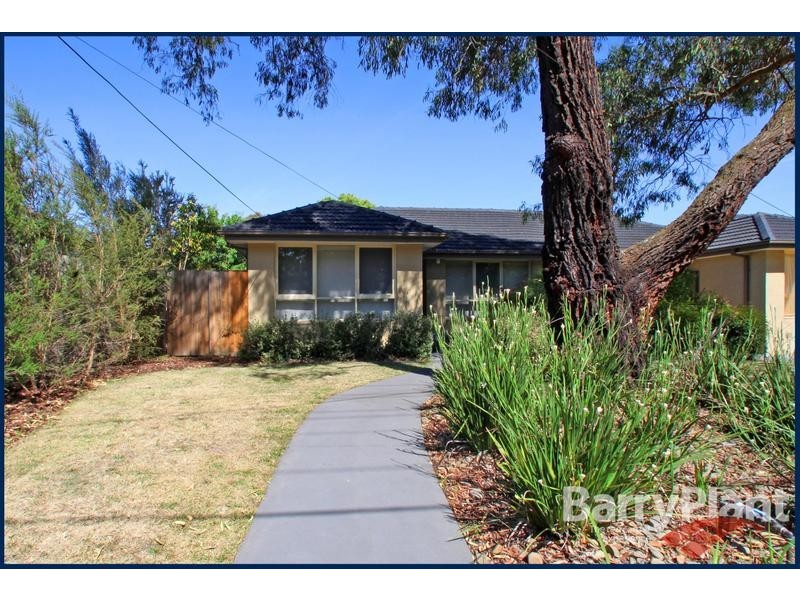 2/10 Kumala Road, Bayswater VIC 3153